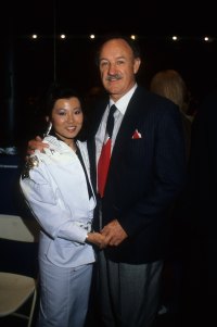 Hackman Gene, Betsy's Wife Preliminary Autops shows no 'external trauma'